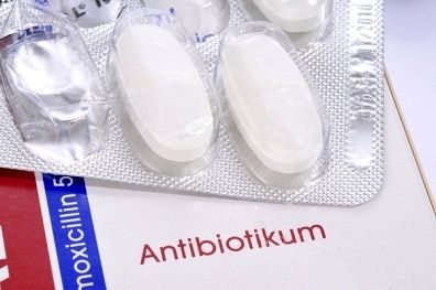 Antibiotik merawat jangkitan bakteria